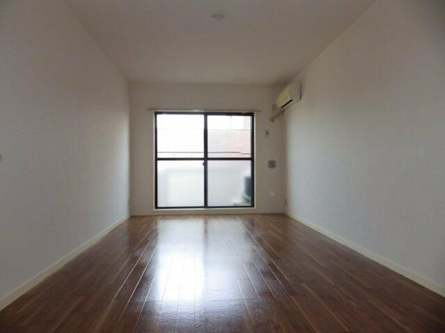葛飾区東金町５丁目の賃貸マンションの居間・リビング