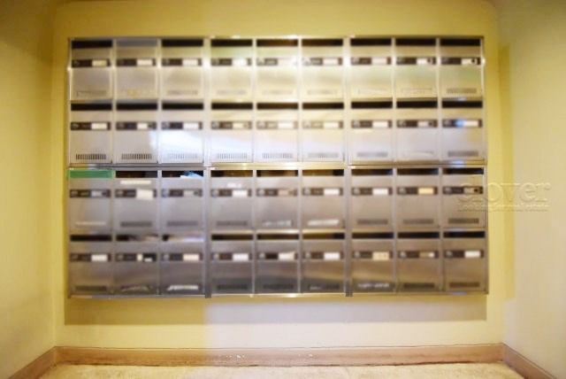 【設備】 | シャンボール旗の台 | 郵便物を受け入れるポスト。「集合ポスト」とも呼びます。～即日のご見学可能～　お問合せはお気軽に。