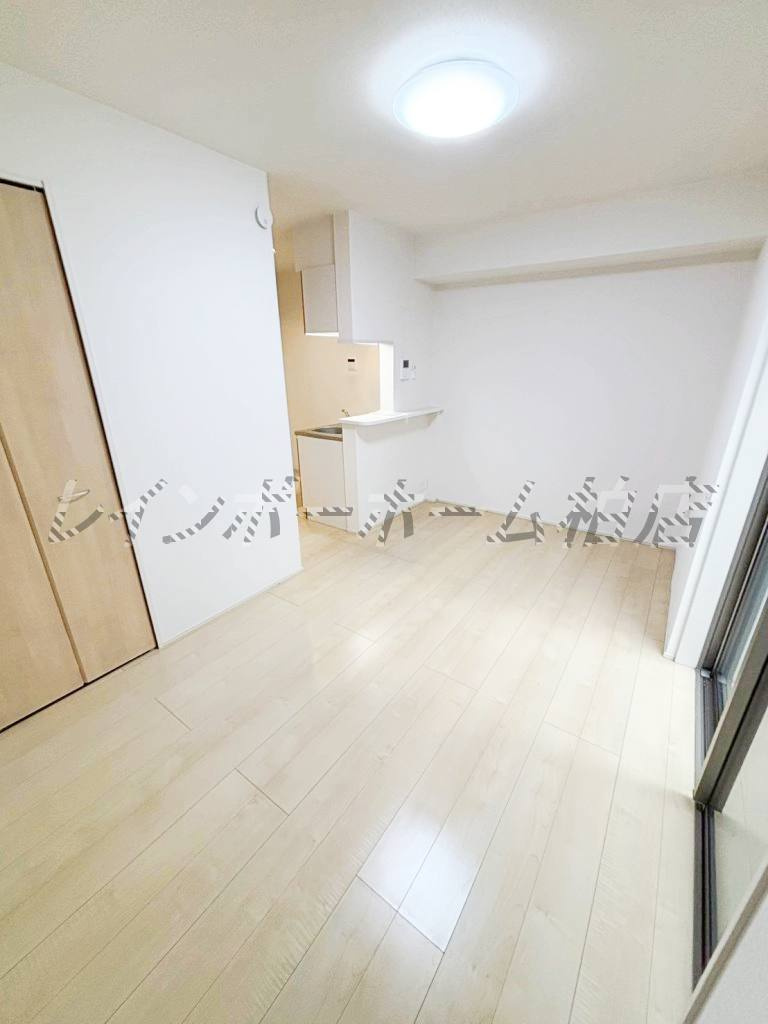 担当エリアのルームアドバイザーが直接対応いたしますの寝室|別部屋。参考写真。