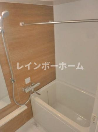 Alviness Keiの浴室
