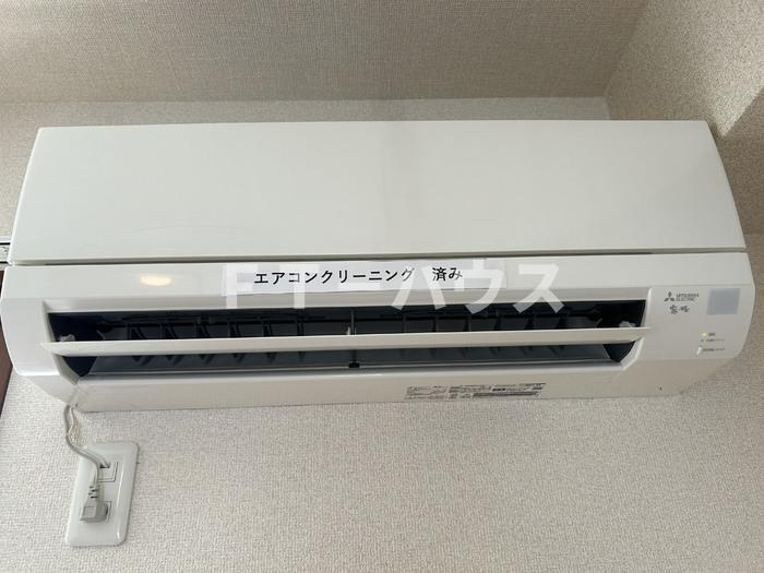 ドルチェ　Ａ・Ｂの設備|エアコン