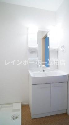 特典：仲介手数料が50％OFFです‼の洗面所|広い洗面スペース