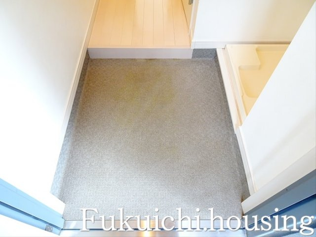 ＡＰＡＲＴＭＥＮＴ　ＫＹＯＤＯ　ＳＥＴＡＧＡＹＡⅡの玄関