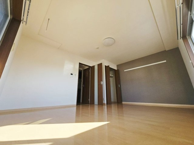 ハピネス北田町の洋室