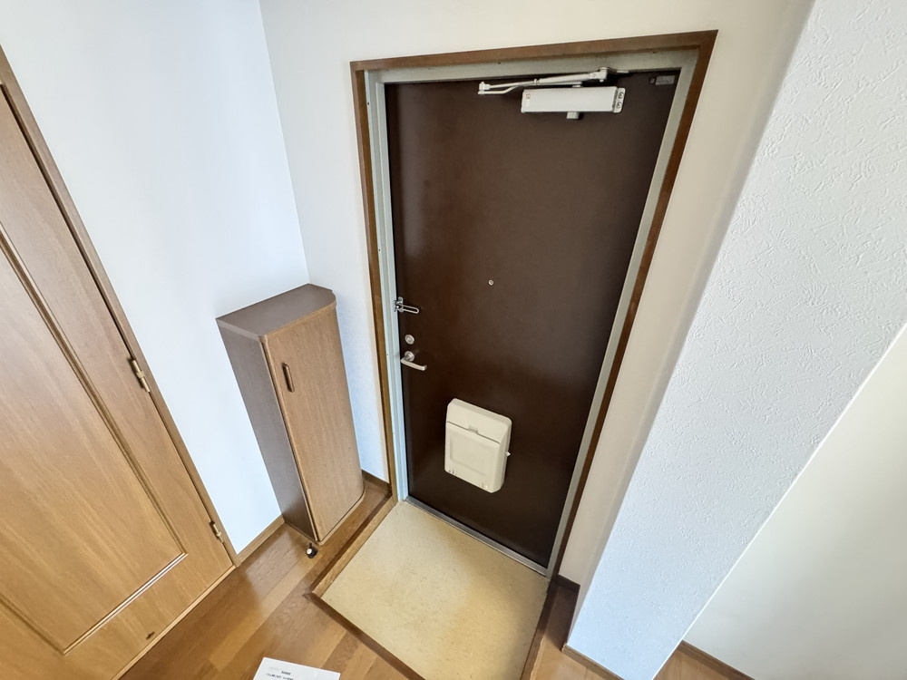 スタンヒル青山の玄関