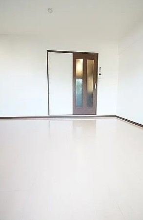 パルテール天王町の寝室