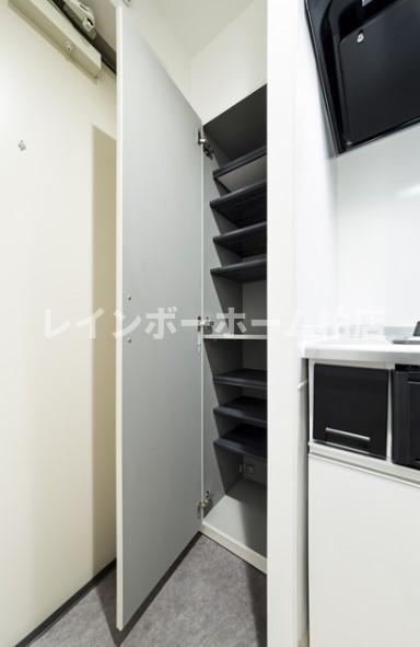 新柏テラスの玄関|落ち着いた玄関です