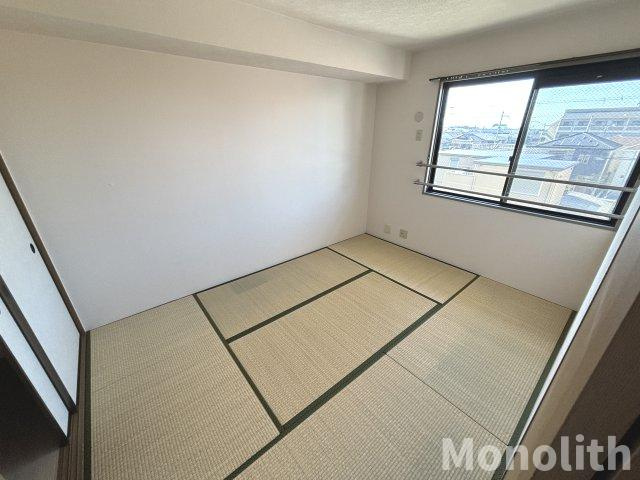 ピーチハイツ上町の和室