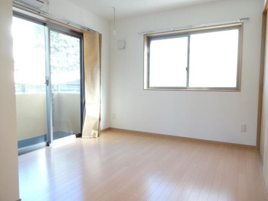 ＲＵＨＥ　ＨＡＵＳ（ルーエハウス）　の居間・リビング|LINEでのお問い合わせもお待ちしております♪
