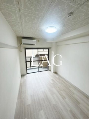 【居間・リビング】 | シャトーサンハイム | 洋室のお部屋です。