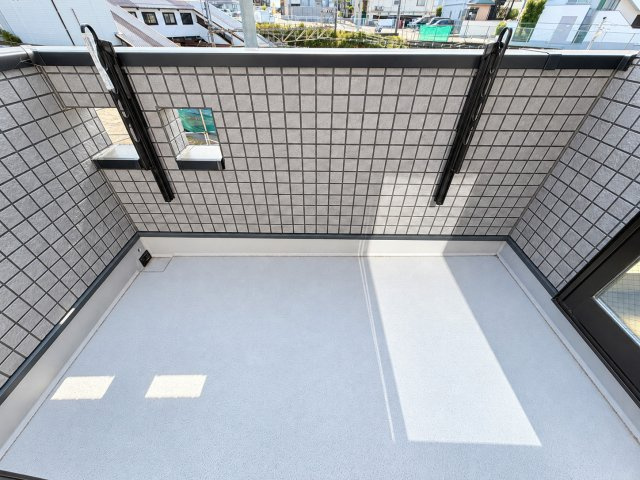 『八王子市新築戸建て』八王子市緑町431【仲介手数料無料】　のバルコニー|～仲介手数料無料☆八王子ひなた不動産～八王子市緑町　新築戸建て