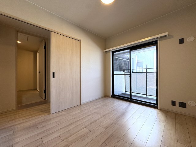 エルタウン学園5の洋室