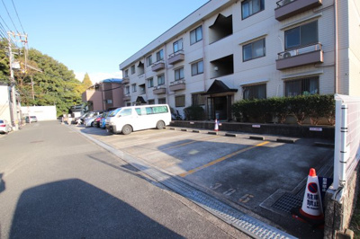 【駐車場】 | ヴィレッジsi