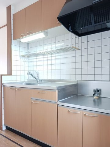 コスミオン　Ａのキッチン|コンパクトなキッチンで掃除もラクラク