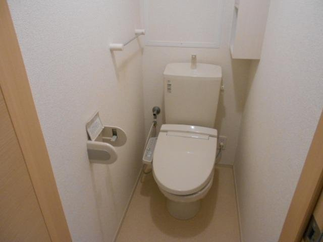 【トイレ】 | アンジュールＡＲＩＤＡ　Ⅰ | 落ち着いた色調のトイレです