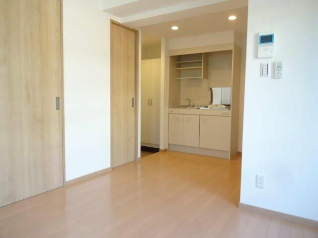 ＲＵＨＥ　ＨＡＵＳ（ルーエハウス）の寝室