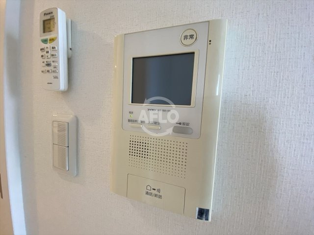 レオンコンフォート谷町六丁目のセキュリティ|レオンコンフォート谷町六丁目　TVモニター付きインターホン
