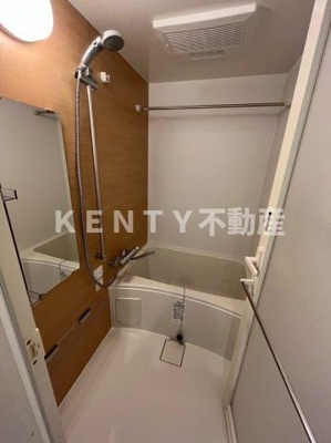【浴室】 | シーズンフラッツ蒲田 | コンパクトで使いやすいお風呂です