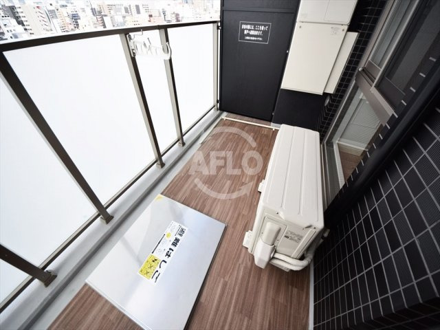 プレサンス心斎橋ニストのバルコニー|プレサンス心斎橋ニスト　バルコニー