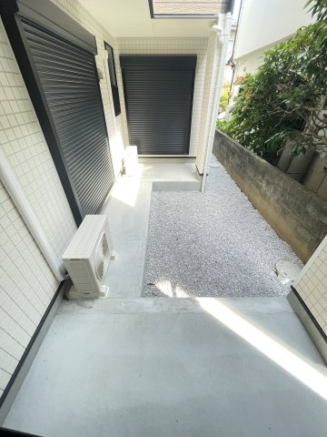 川崎市多摩区菅４丁目のアパートのバルコニー