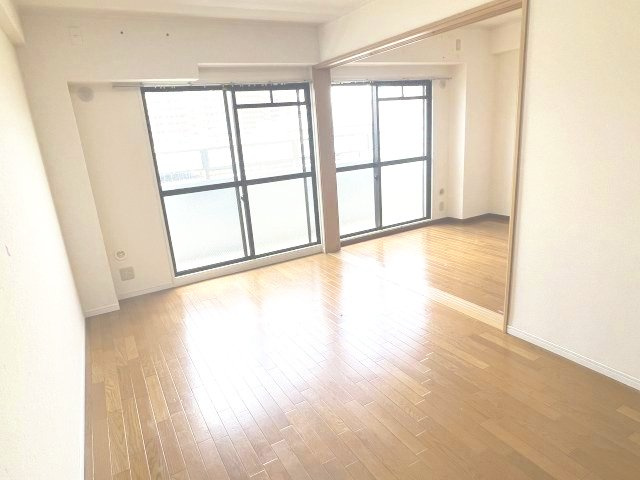 【居間・リビング】 | ベルヴィ本山中町
