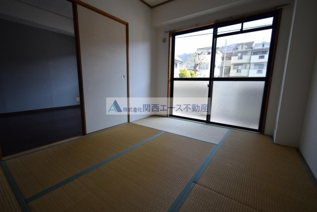 【寝室】 | サンプラザ新石切
