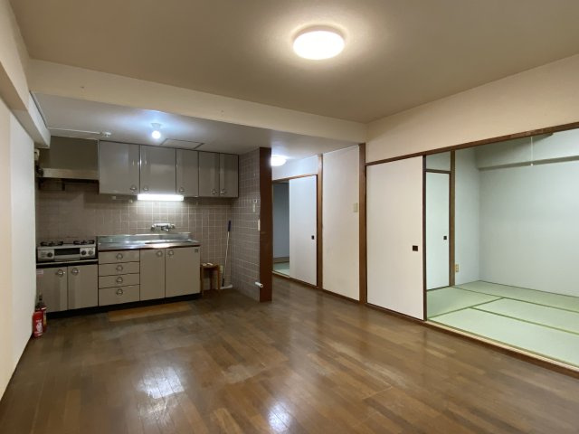 熱海ハイプラザのキッチン