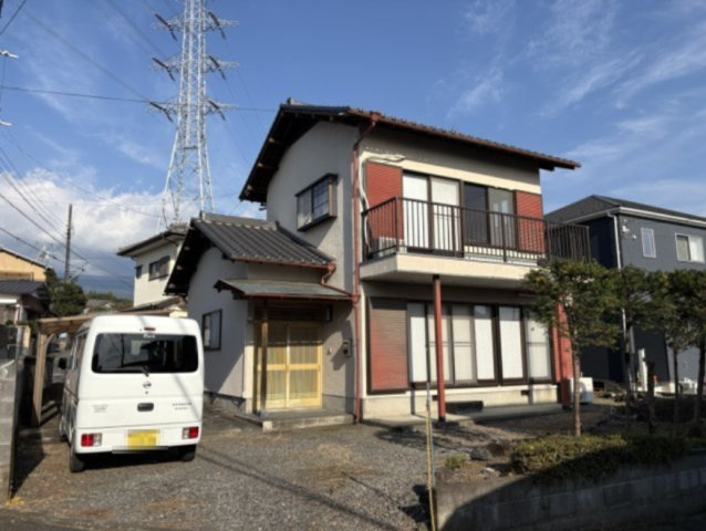 富士宮市山宮　中古戸建　4DKの前面道路含む現地写真