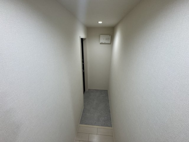 フジパレス教興寺三丁目の玄関