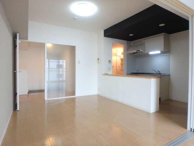FLAT34上本町の内装