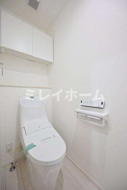 南品川戸建のトイレ