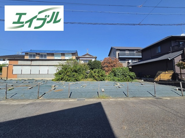 小牧市応時３丁目　売地の外観|名鉄小牧線「小牧口」駅　徒歩９分！
スーパー・コンビニ・ドラッグストア　近く。
小・中学校　公園　近く。