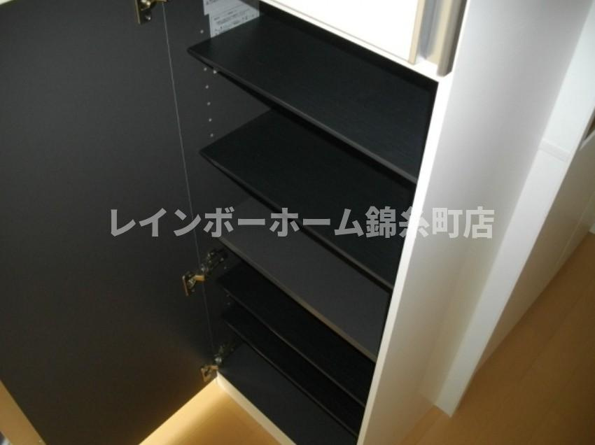 ラルーチェ江戸川の収納