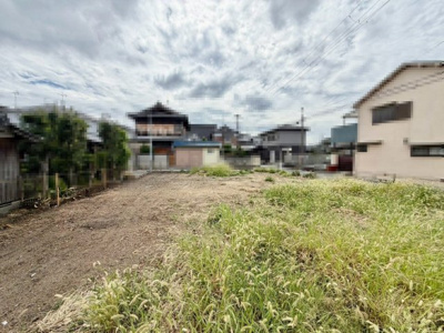 【外観】 | 千原町１丁目　新築一戸建 | 【スマートロック採用】玄関ドアはスマートロックを採用しています。セキュリティー面も機能面も充実した新築戸建です。