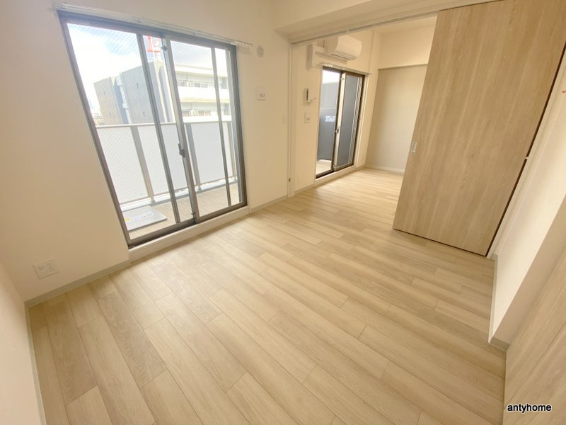 プレサンス堺筋本町エグゼブラン 仲介手数料無料の寝室