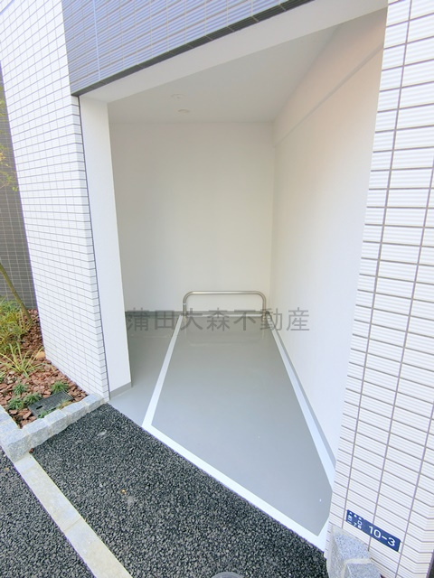 ミライズ武蔵新田レジデンスのその他共用部分|バイク置き場　空き状況等詳細はお問合せください。