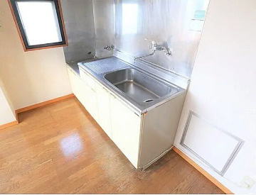 長野市川中島町上氷鉋　一棟マンションのキッチン