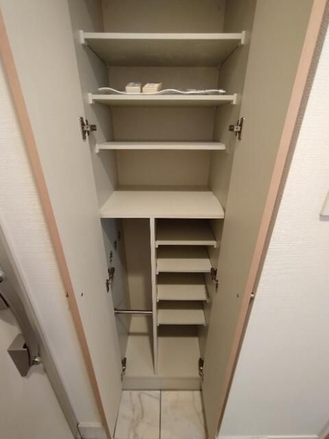 クレイシア新大塚の収納