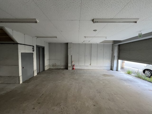 大阪市西成区出城１丁目の店舗事務所の内装
