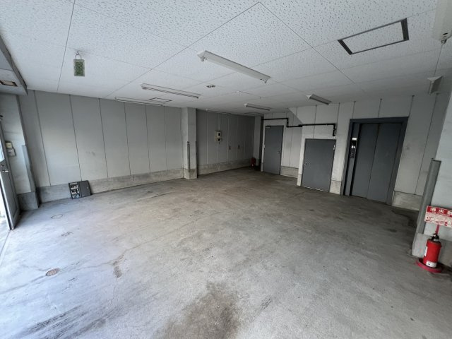 大阪市西成区出城１丁目の店舗事務所の内装