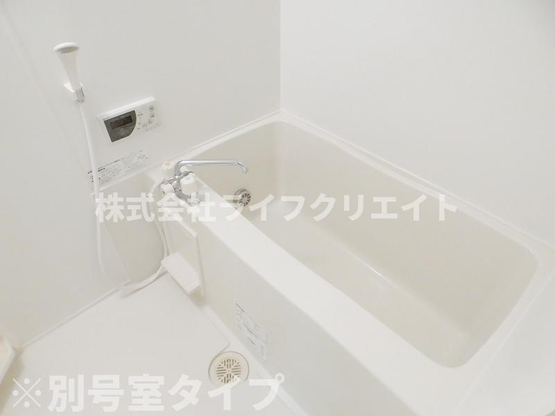 ボナールK壱番館の浴室