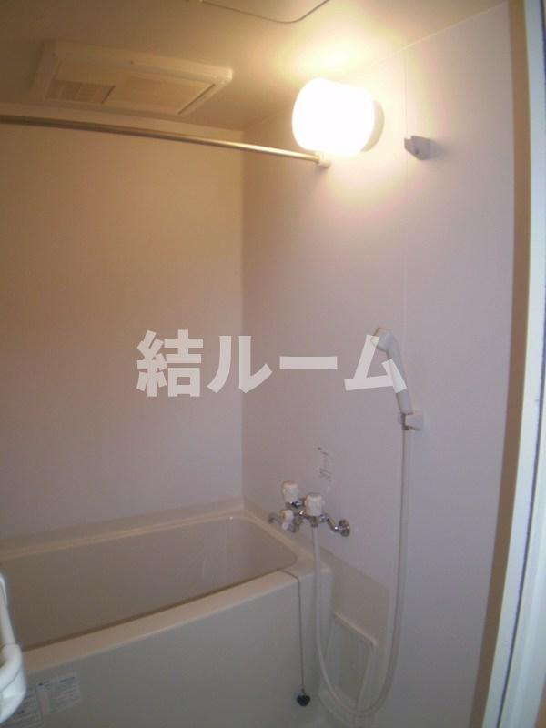 中野区野方４丁目のアパートの浴室