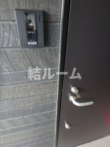 中野区新井４丁目のアパートの玄関|別号室参考写真