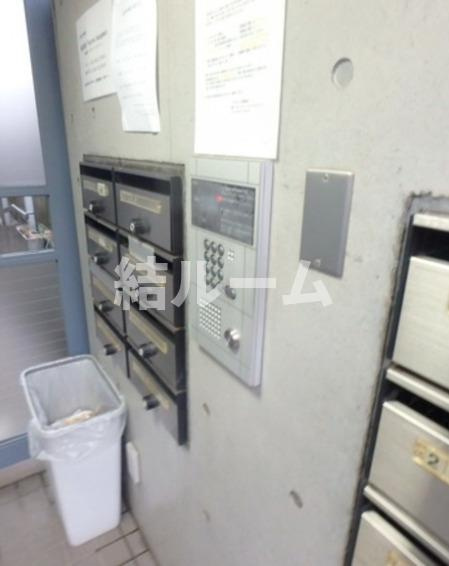 練馬区豊玉北４丁目の賃貸マンションのエントランス
