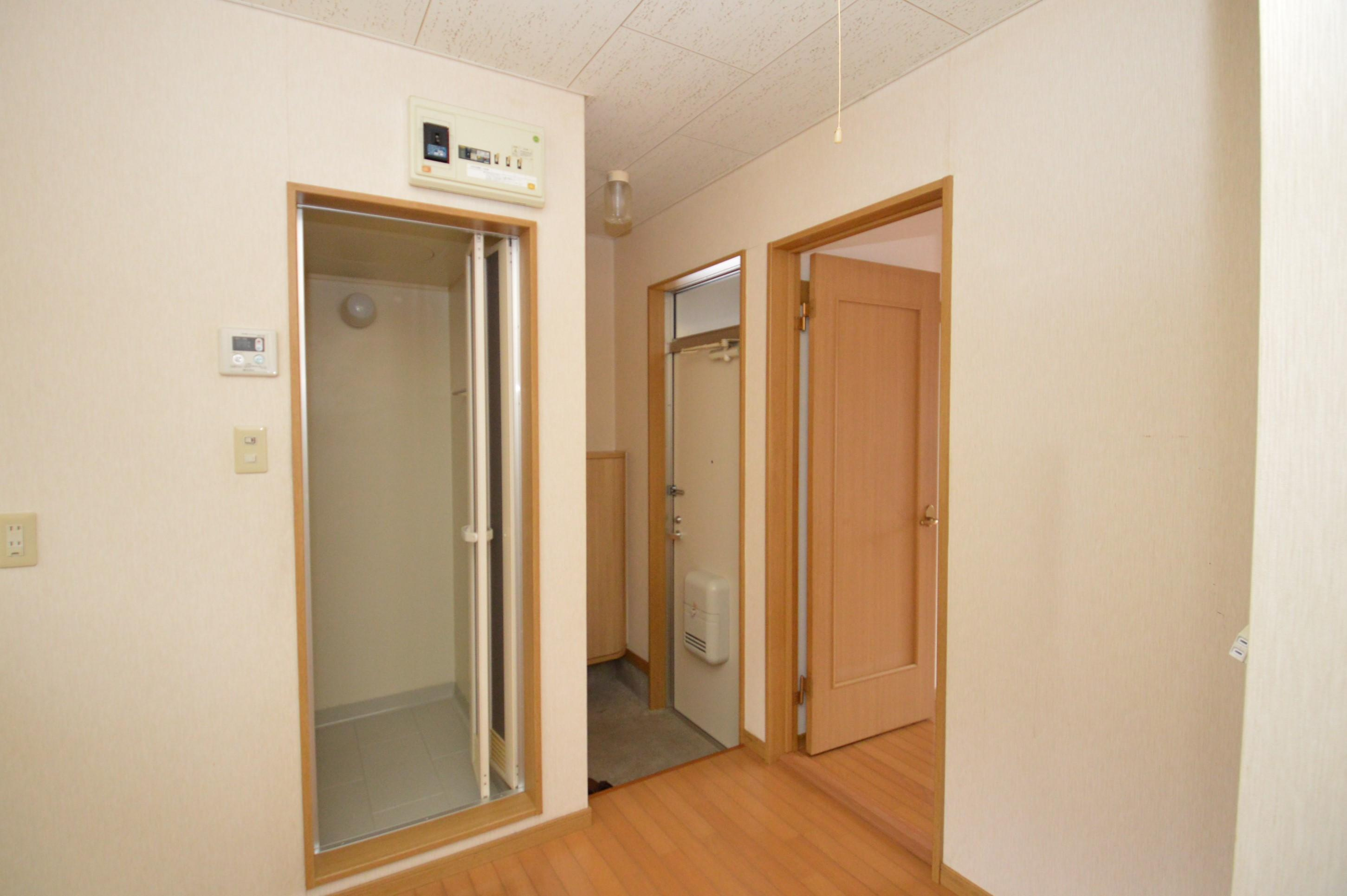 レジデンス中山Ⅳの玄関
