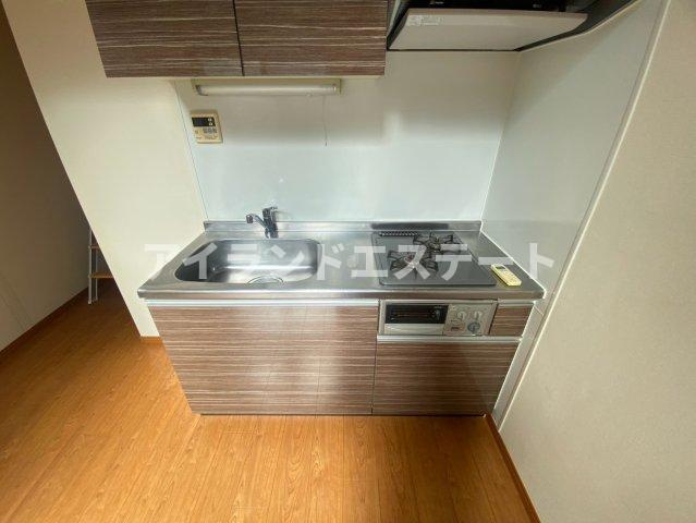 エピ駒沢　駅近　独立洗面台　オートロック　デザイナーズのキッチン