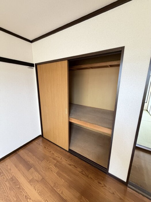  | ファミールモリ | 押入れ
