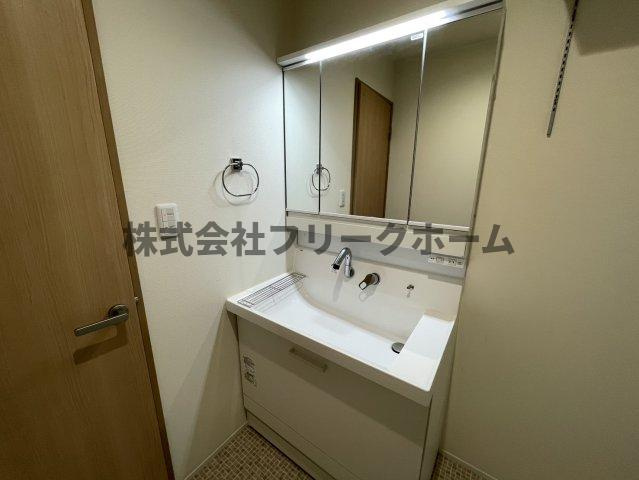 フィカーサ西東京Bの洗面所