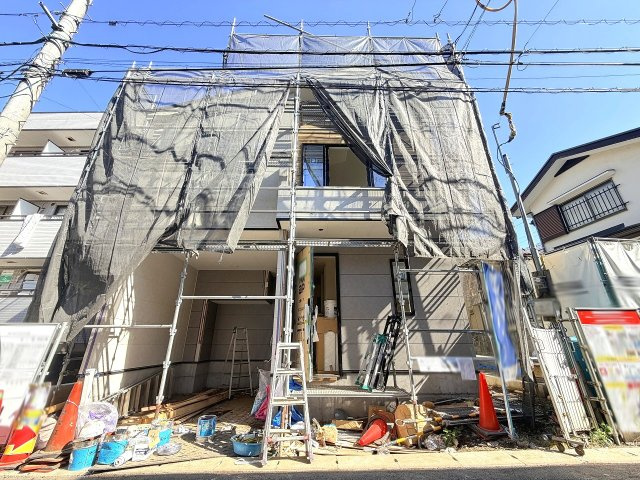 【外観】 | 和光市白子2丁目　新築分譲住宅　全2棟（成増店） | 明るく開放感のある20帖超えの広々LDK。