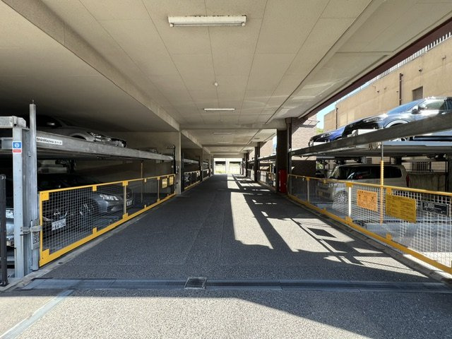サンリヤン木町（A-9）の駐車場